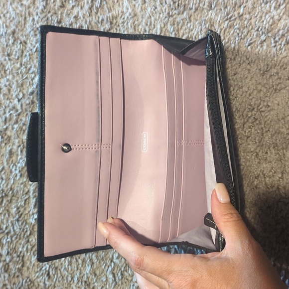 Coach wallet - Picture 2 of 4